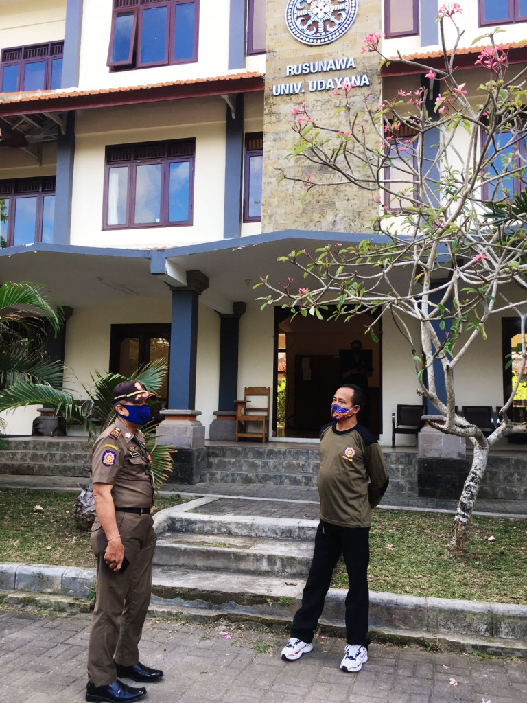 Kunjungan Danru BKO Kutsel ke Tempat Karantina Rusunawa Unud Jimbaran.